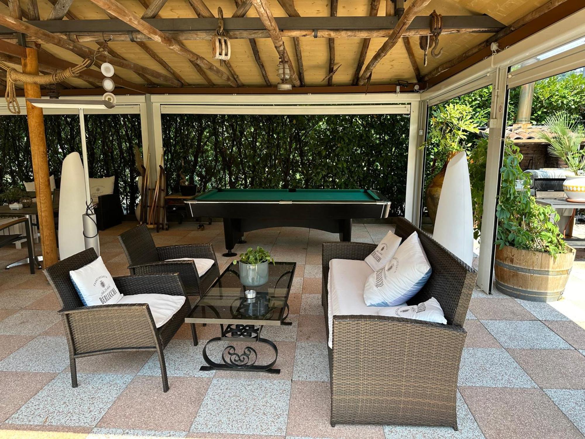 Hotel Tiziana Losone Exterior photo